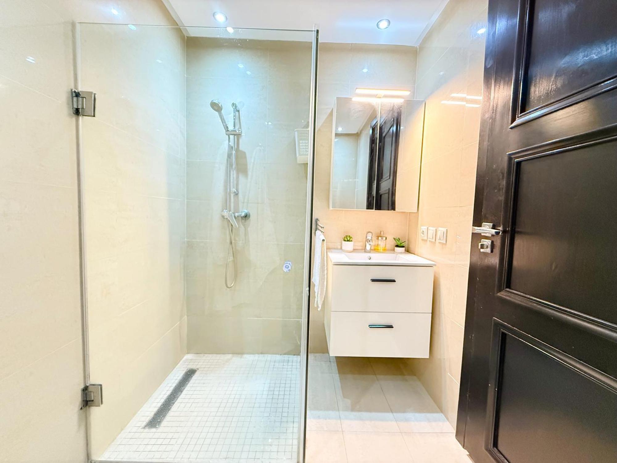 Cosy Greeny 3 Bdr - Downtown Near Oasis Train And Tramway Casablanca Zewnętrze zdjęcie